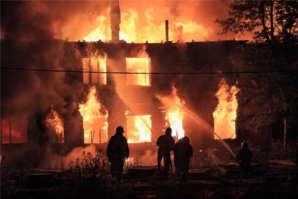 Dreaming of your own house burning down
