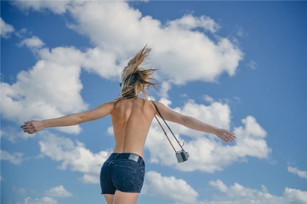 What does it mean to dream of being naked? What does it mean to dream of being naked?