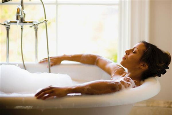 Dreaming of taking a bath at home