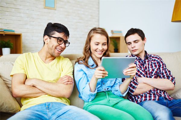 I dreamed that my friend was very close to someone of the opposite sex.
