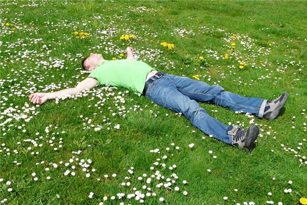 What does it mean to dream of falling to your death? What does it mean to dream of falling to your death?