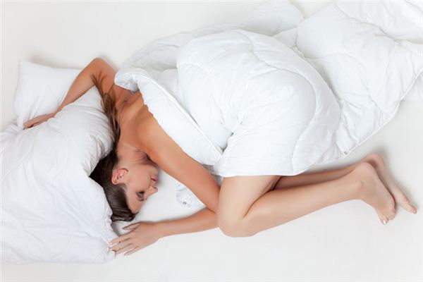 What does it mean to dream of being covered with a blanket? What does it mean to dream of being covered with a blanket?