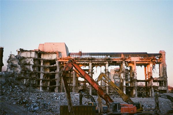 What does it mean to dream about demolition? What does it mean to dream about demolition?