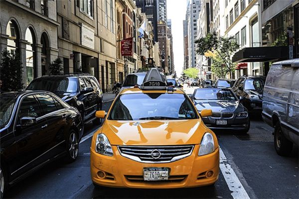 What does it mean to dream of not being able to hail a taxi? What does it mean to dream of not being able to hail a taxi?