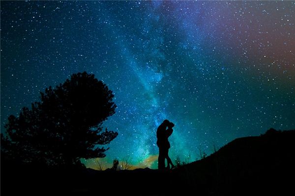 What does it mean to dream of kissing an enemy? What does it mean to dream of kissing an enemy?