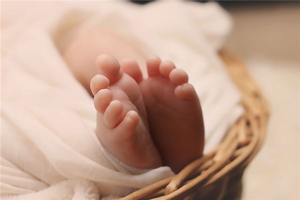 What does it mean to dream about being born? What does it mean to dream about being born?