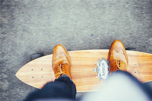What does it mean to dream of polishing shoes? What does it mean to dream of polishing shoes?