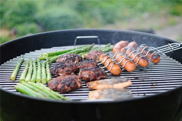 What does it mean to dream of eating barbecue? What does it mean to dream of eating barbecue?
