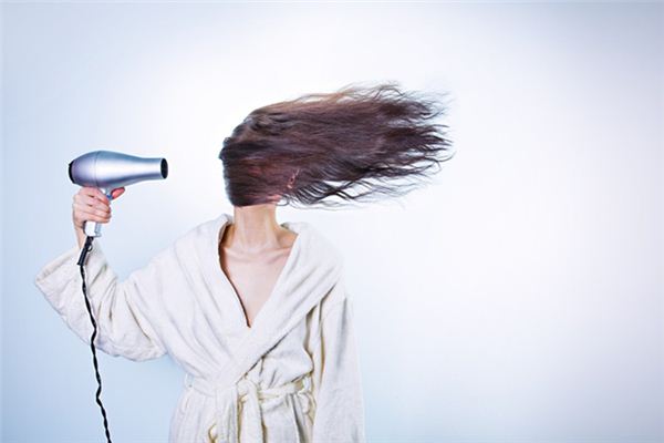 What does it mean to dream of going crazy? What does it mean to dream of going crazy?