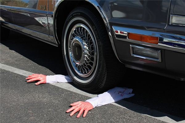 What does it mean to dream of a car accident and seeing blood? What does it mean to dream of a car accident and seeing blood?