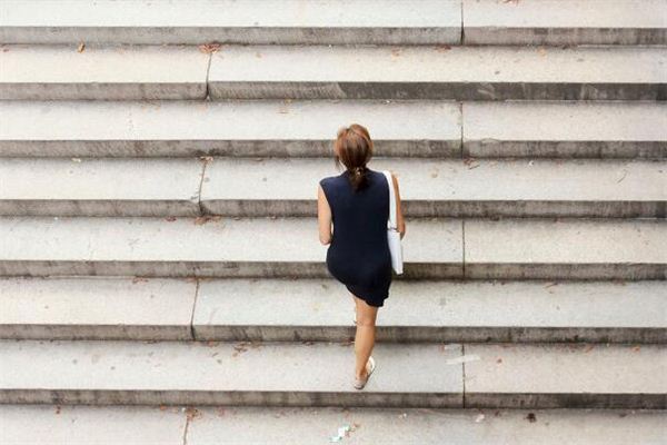 Dreaming of an endless staircase