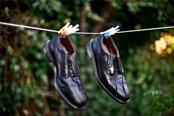 What does it mean to dream of washing shoes? What does it mean to dream of washing shoes?
