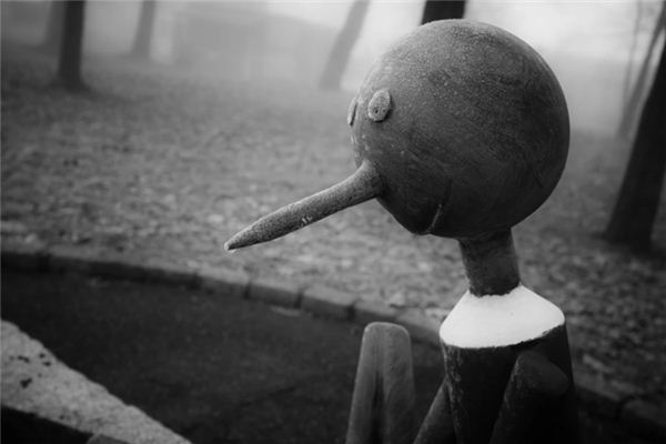 What does it mean to dream of lying? What does it mean to dream of lying?