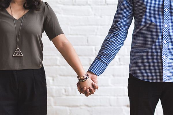 What does it mean to dream of rescuing your husband? What does it mean to dream of rescuing your husband?