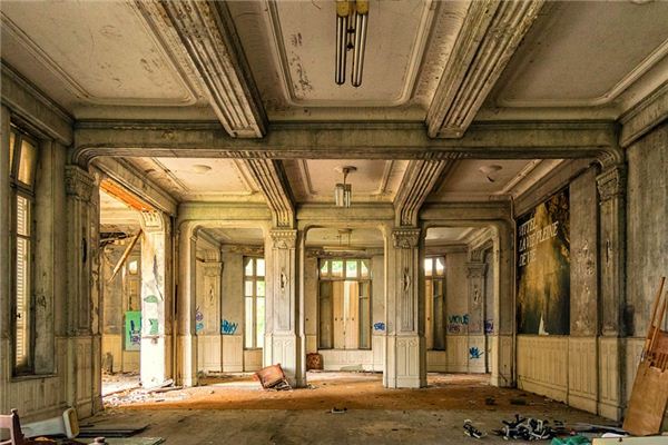 What does it mean to dream of being abandoned? What does it mean to dream of being abandoned?