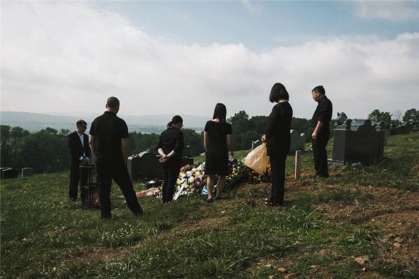 What does it mean to dream of wearing mourning clothes? What does it mean to dream of wearing mourning clothes?