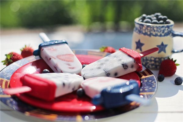 What does it mean to dream of eating popsicles? What does it mean to dream of eating popsicles?