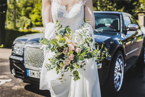 What does it mean to dream of running away from a wedding? What does it mean to dream of running away from a wedding?