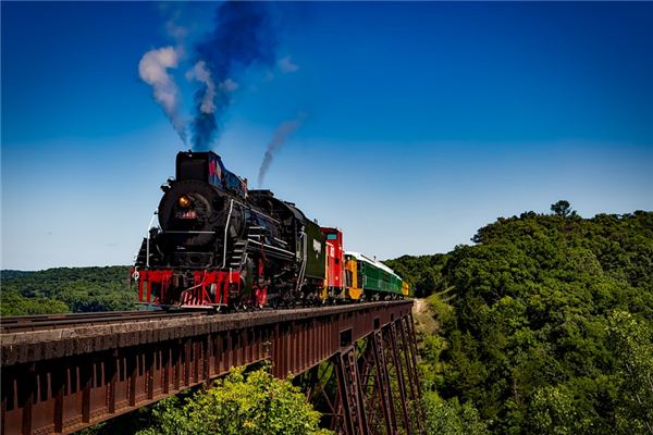What does it mean to dream of riding on a train? What does it mean to dream of riding on a train?