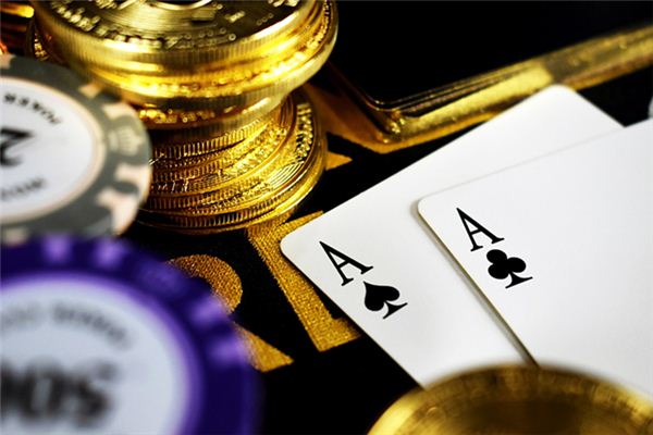 What does it mean to dream of losing money while playing cards? What does it mean to dream of losing money while playing cards?