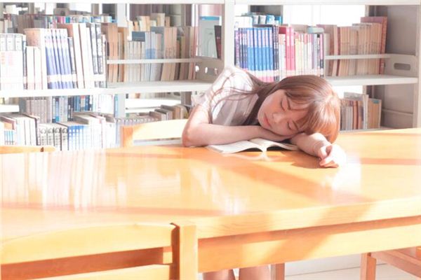 What does it mean to dream of being completely exhausted? What does it mean to dream of being completely exhausted?