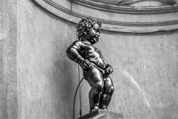 What does it mean to dream of urinating? What does it mean to dream of urinating?