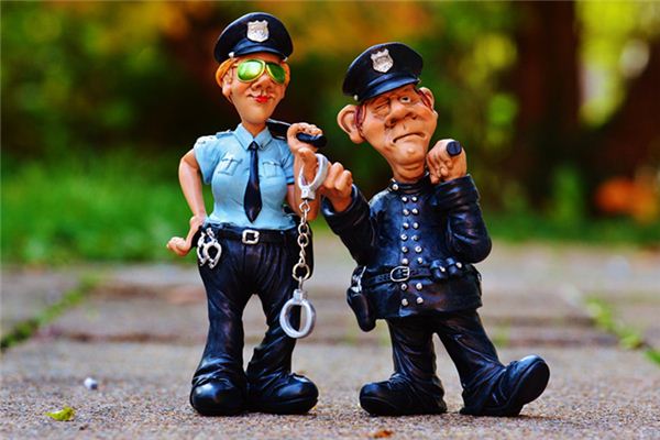 I dreamed of being arrested by the police I dreamed of being arrested by the police