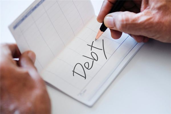 What does it mean to dream of hiding from debt? What does it mean to dream of hiding from debt?