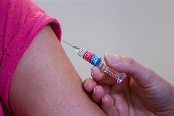 What does it mean to dream about getting a vaccine? What does it mean to dream about getting a vaccine?