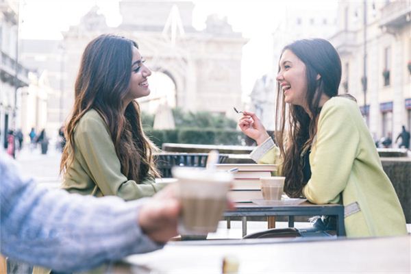 What does it mean to dream of meeting an acquaintance? What does it mean to dream of meeting an acquaintance?