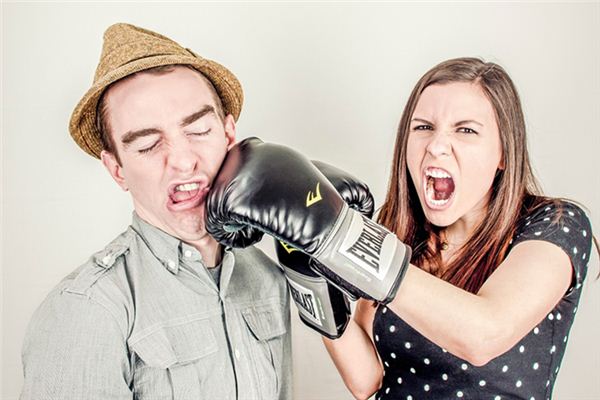 What does it mean to dream of beating your husband? What does it mean to dream of beating your husband?