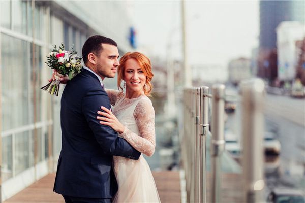 I dreamt that my boyfriend was being pressured to marry me.