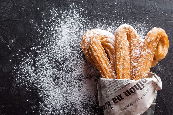 Dreaming of eating fried dough sticks Dreaming of eating fried dough sticks