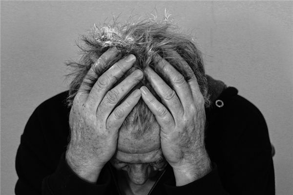 What does it mean to dream about hair loss? What does it mean to dream about hair loss?