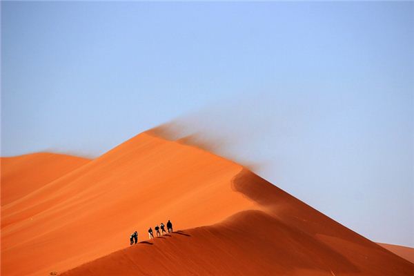 What does it mean to dream of wandering in the desert? What does it mean to dream of wandering in the desert?