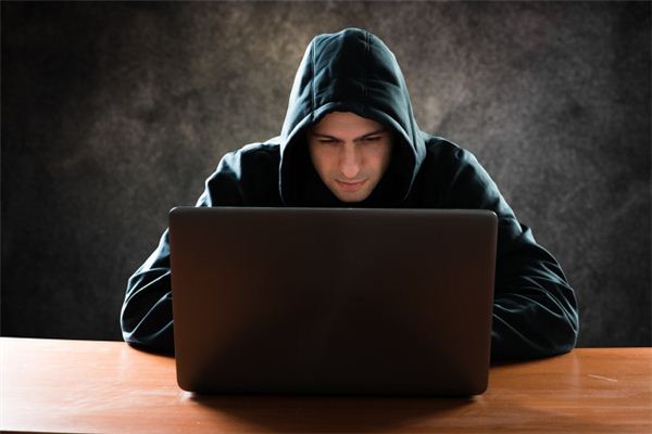I dreamt that my QQ account and game account were stolen.