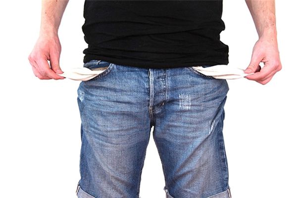 What does it mean to dream of being very poor? What does it mean to dream of being very poor?