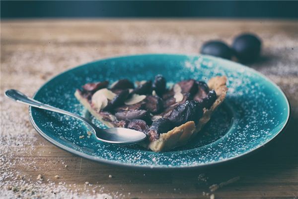 What does it mean to dream of eating a pie? What does it mean to dream of eating a pie?