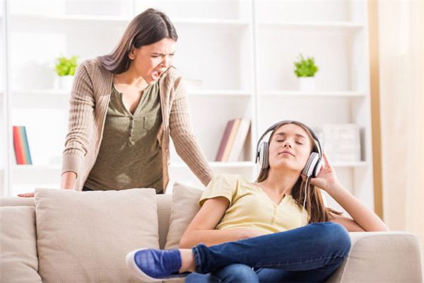 I dreamed of arguing with my daughter