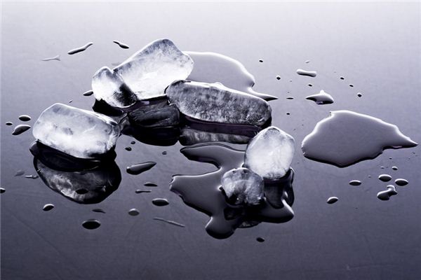 What does it mean to dream of eating ice cubes? What does it mean to dream of eating ice cubes?