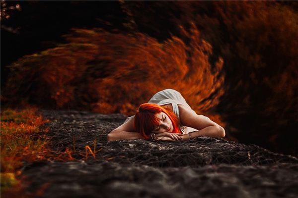 What does it mean to dream of being paralyzed on one side? What does it mean to dream of being paralyzed on one side?