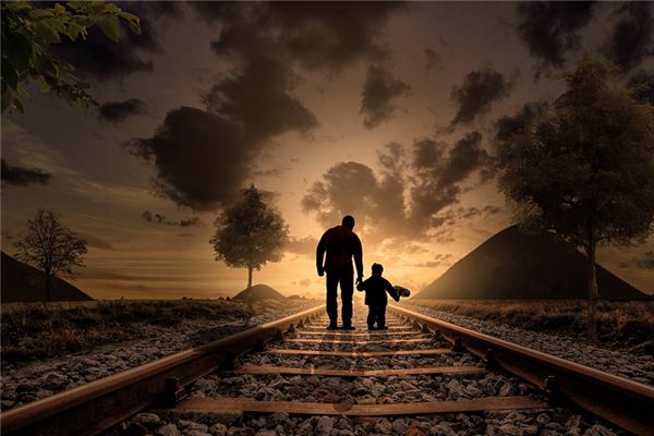 What does it mean to dream of holding a child? What does it mean to dream of holding a child?