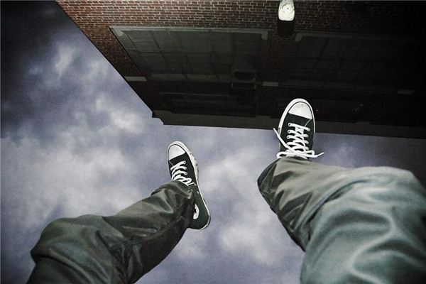 I dreamt of many strangers committing suicide.