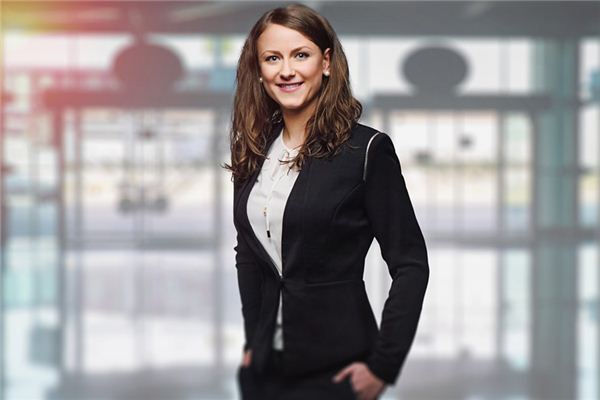 What does it mean to dream of your wife getting a promotion? What does it mean to dream of your wife getting a promotion?