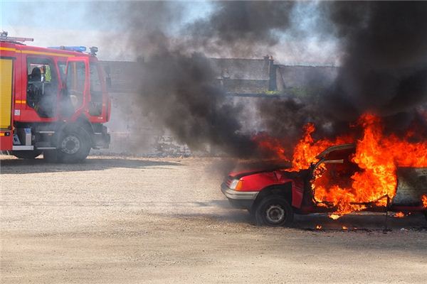 What does it mean to dream of a car on fire? What does it mean to dream of a car on fire?
