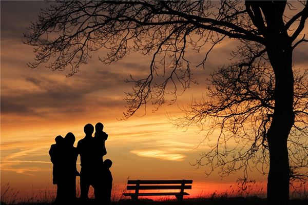 What does it mean to dream of adoption? What does it mean to dream of adoption?