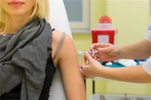 What does it mean to dream about getting vaccinated? What does it mean to dream about getting vaccinated?