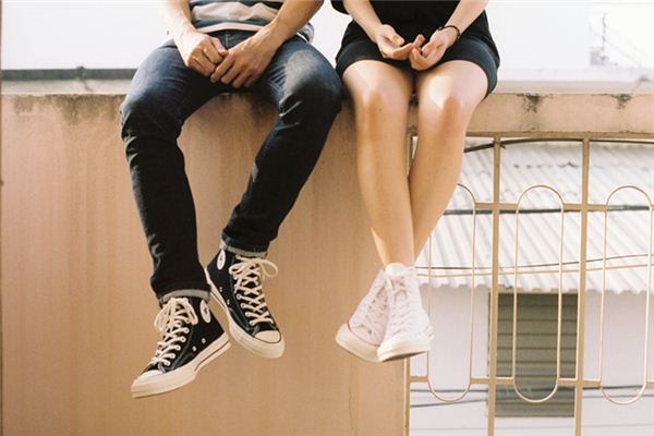 Dreaming of someone else wearing your shoes Dreaming of someone else wearing your shoes