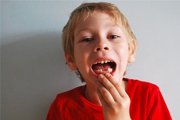 What does it mean to dream of having no teeth? What does it mean to dream of having no teeth?