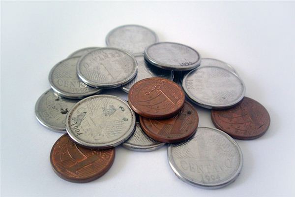 What does it mean to dream of picking up money? What does it mean to dream of picking up money?